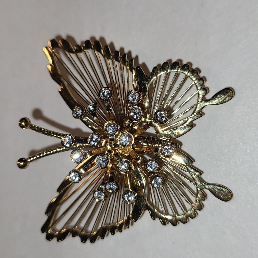 Women's Monet Butterfly Brooch with Rhinestones NWOT - Picture 1 of 7